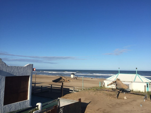 Espectacular Lote Sobre El Mar Multifamiliar-comercial -hotelero , Unico !!!!!