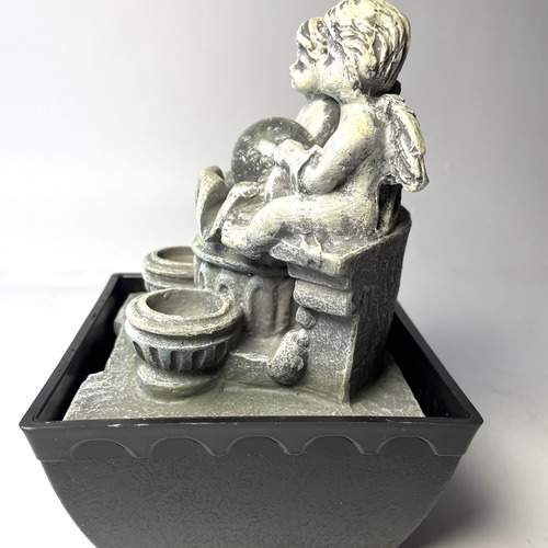 Fuente De Agua Pileta De Agua Querubín 18cm Con Luz