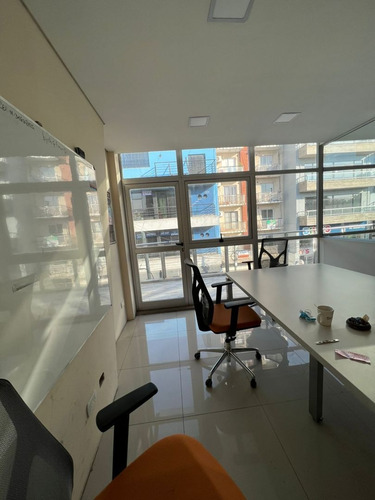 Imagen 3 de 15 de Departamento En Alquiler En Caseros Centro