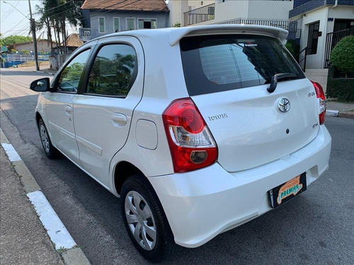 Imagem 4 de 10 de Toyota Etios Etios Xs 1.5 Flex Manual