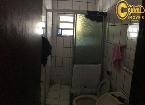 Comercial Com 8 Dormitório(s) Localizado(a) No Bairro Armaçao Em Penha / Penha - 197
