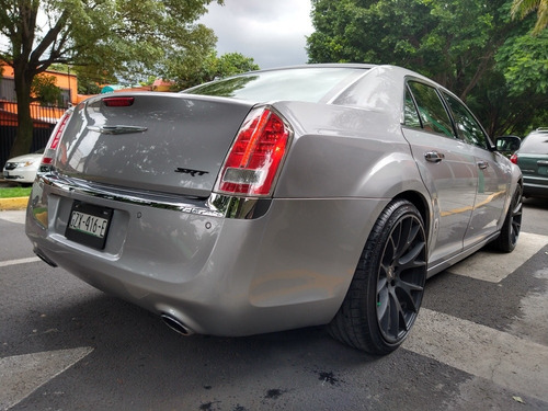 Imagen 2 de 15 de Chrysler 300c 3.6 Premium V8 5 Vel At 2012