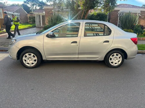 Renault Logan 1.6 Expression