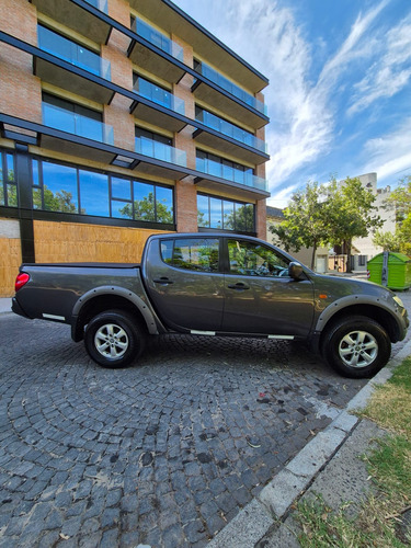 Mitsubishi L200 3.2 Cab Doble 4wd Gls Mt Airbag-abs