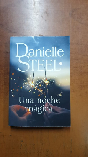 Una Noche Magica- Danielle Magica- Libreria Merlin