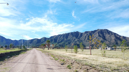 Casa Con 3 Habitaciones En Villa Aguadita Del Portezuelo, Maravillosa Vista A Las Sierras
