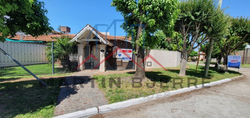 Venta Casa 4 Ambientes  Barrio Alas Ciudad Evita.