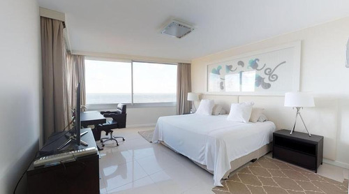 Venta Apartamento 3 Suites Más Dependencia Punta Del Este