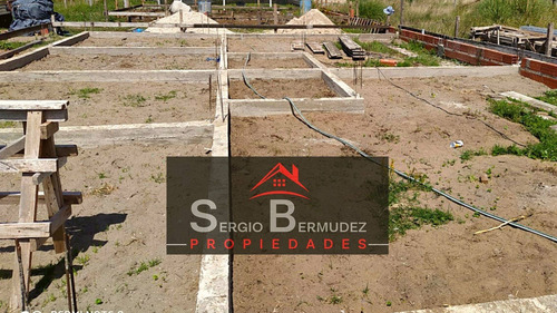 Imagen 1 de 7 de Emprendimiento Calle 13, Entre 77 Y 78- Mar Del Tuyu - 3 Ambientes