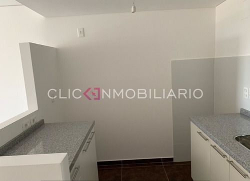 Venta Apartamento 2 Dormitorios Torre Centra
