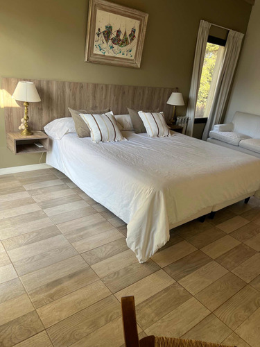 Imagen 9 de 24 de Casa Bosque Peralta Ramos (6 Personas)