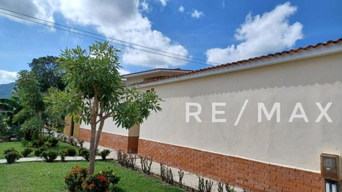 Imagen 9 de 16 de En Venta Casa En La Urb. Guaparo Valencia 0424-3033520 Glory G.
