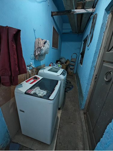 Casa En Venta En Isidro Casanova