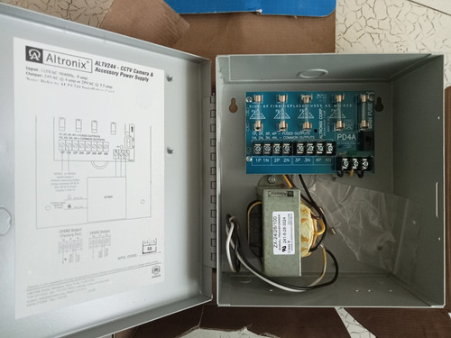 Fuente De Poder Altronix 24-28v  4 Puertos 4 Amp Nueva 