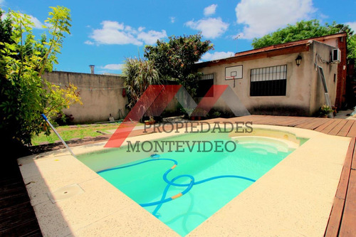 Casa En Venta - 3 Dormitorios - 2 Baños- Barbacoa Y Piscina - Aires Puros