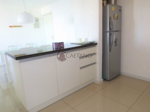 Apartamento De Dos Dormitorios Con Vista!- Ref: 2239