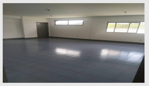 Imagen 9 de 11 de #1546 Galpon 1600m2 Urb. Miranda.