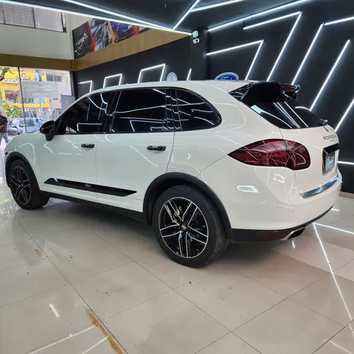 Porsche Cayenne 3.0 Comfort Diesel blindaje 2