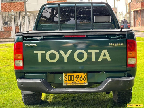 Imagen 5 de 25 de Toyota Hilux Doble Cabina