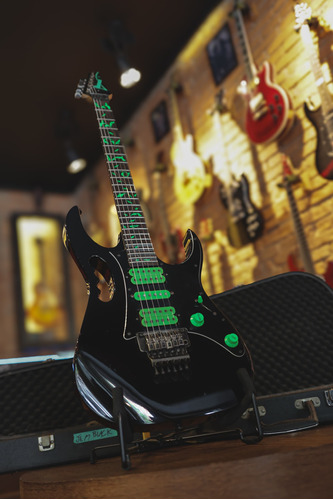 Guitarra Ibanez Steve Vai Jem777 Black (japan) 1990