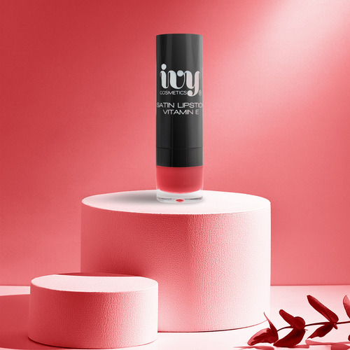 Labial Satinado Ivy Con Colageno Y Vitamina E Rouge Sucre