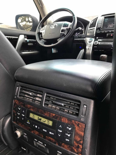 Imagen 11 de 15 de Toyota Land Cruiser Vx Americana