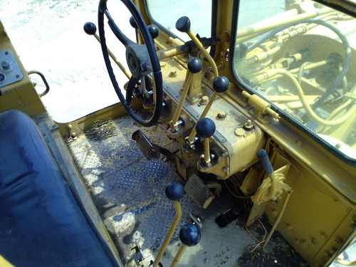 Imagen 7 de 10 de Motoconformadora Caterpillar Modelo 120 Año 1978