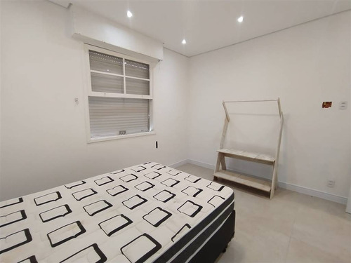 Imagem 12 de 15 de Apartamento, 1 Dorms Com 27 M² - Embaré - Santos - Ref.: Vs43 - Vs43