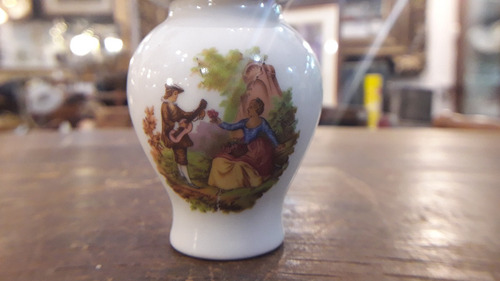 Antiguo Jarron Tibor De Porcelana Chiquito- Escena Romantica (Usado)