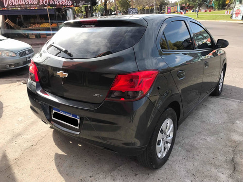 Imagen 4 de 7 de Chevrolet Onix 1.4 Joy Ls