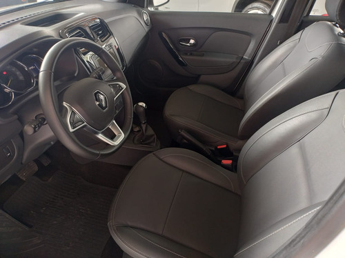Renault Sandero 1.6 16V 4P SCE FLEX STEPWAY ICONIC X-TRONIC AUTOMÁTICO CVT