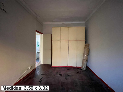 Chapado A La Antigua Ph 2 Amb. Lateral Con Patio