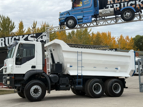 Iveco Trakker 380 2012 Camión Volcador Rentaltrucks Vial