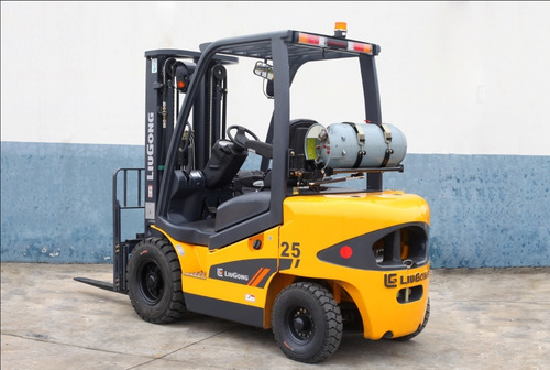 Imagen 8 de 16 de Autoelevador Liugong Diesel 2500kg Nuevo 0km