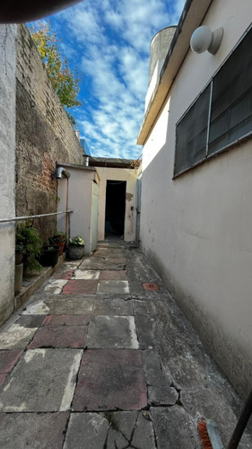 Venta Casa En Lanus Oeste.