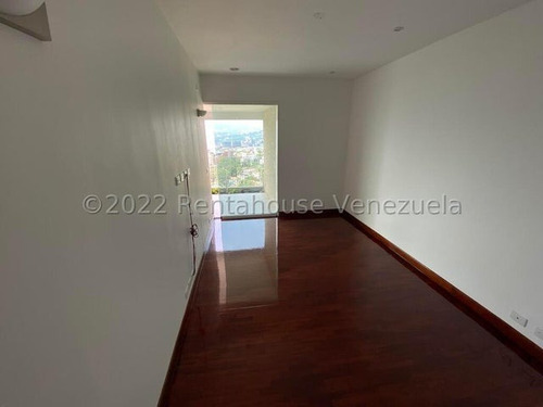 Se Vende Apartamento En Altamira Mls #23-7084
