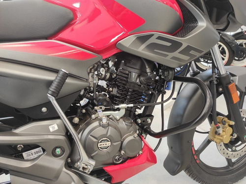 Bajaj Rouser Ns 125