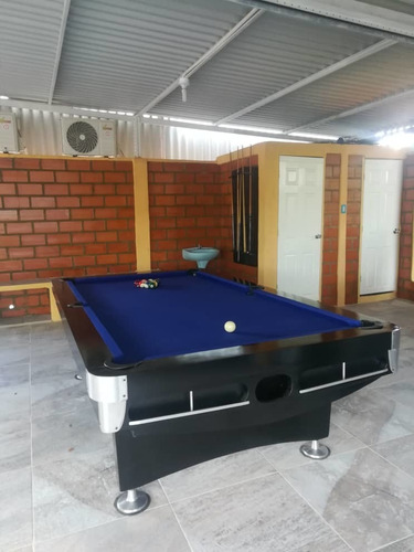Imagen 9 de 12 de Mesa De Pool
