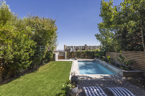 Casa Mediterránea En Arriendo En Condominio Seguro.