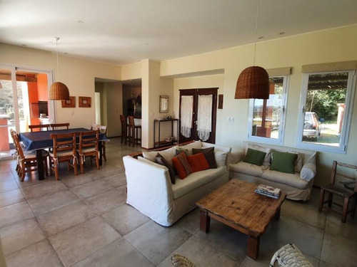 Imagen 7 de 30 de Barrio Laguna Del Golf - Casa Quinta Con Pileta, , 3 Dormitorios, 2 Baños Y Gran Parque