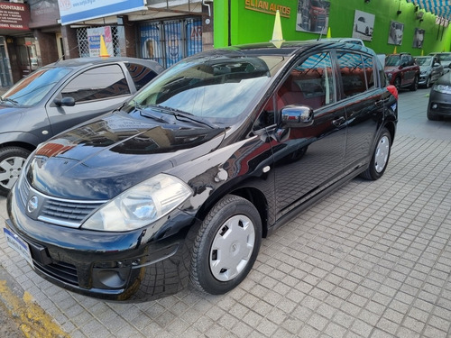 Imagen 10 de 13 de Nissan Tiida 2008 1.8 Visia