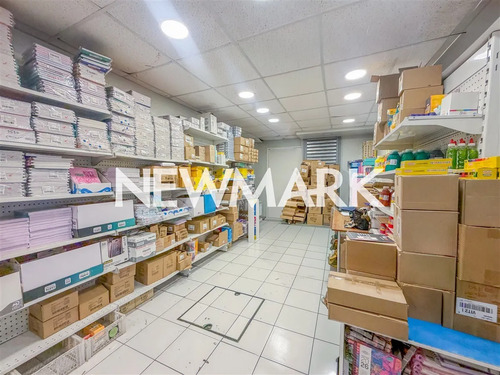 Local Comercial En Venta Sobre Vitacura Pasos De Los Cobres