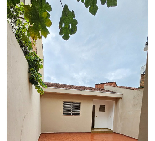 Alugo Sobrado 3 Dorms., Suite E 2 Vagas