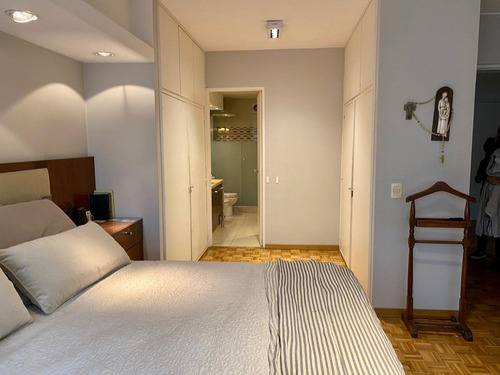 Imagen 17 de 24 de Venta Apartamento Pocitos 4 Dormitorios 2 Garages Barbacoa
