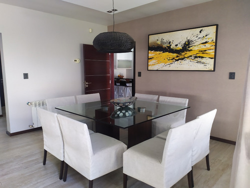 Imagen 4 de 14 de Vendo Casa Barrio Jardín Claret - 4 Dormitorios (1 En Pb) - Pileta