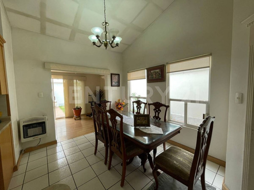 Casa En Venta En Haciendas Del Valle, Chihuahua