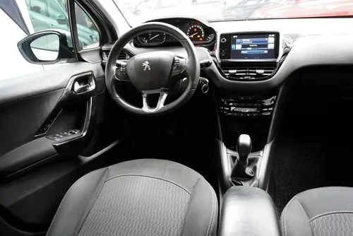 Peugeot 208 Allure At 1.6 Dqu162