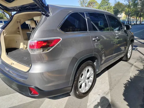 Toyota Highlander 3.5 Xle Mt