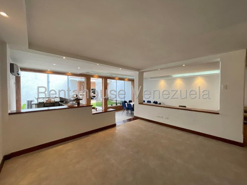 Casa Remodelada Con Jardin En Alquiler El Castaño Clima De Montaña Vigilancia Privada Todos Los Servicios Concepto Minimalista Estef 25-14338