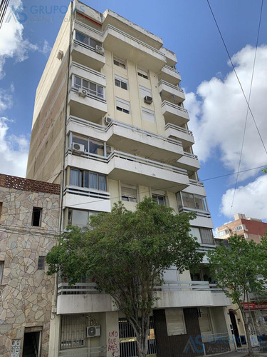 Imagen 2 de 21 de Departamento De 2 Dormitorios - Impecable!!
